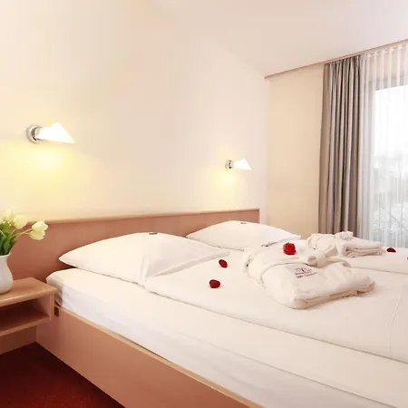 Appartement-hotel Sibyllenbad * Нойальбенройт